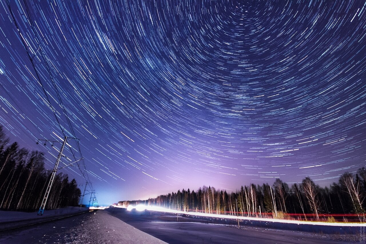 Звездное небо движении. Звездное небо Полярная звезда таймлапс. Движение звезд. Звездное небо на выдержке. Ночное небо на выдержке.