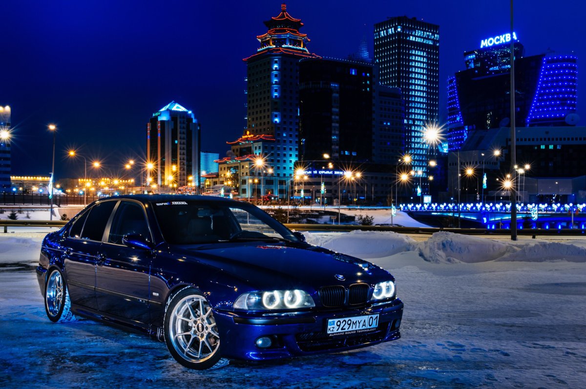 BMW 5 Series зима