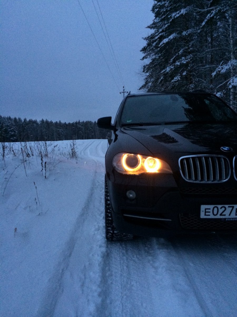 BMW x5 зима ночью