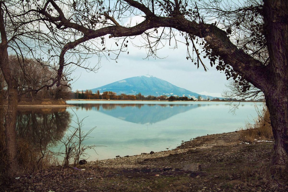 Озеро каррас