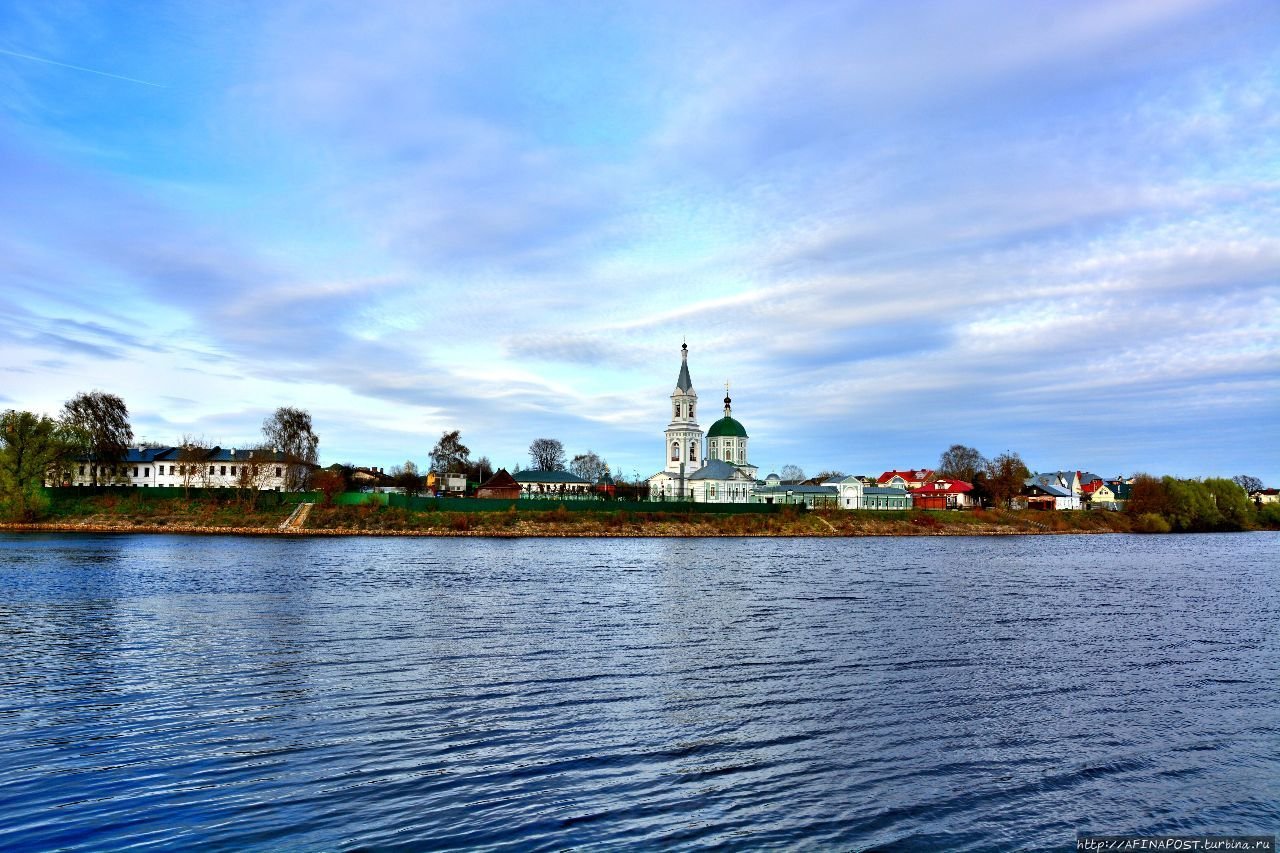 Река Волга в Твери