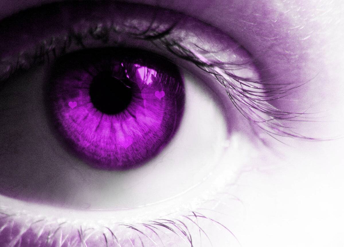 Фиолетовые глаза