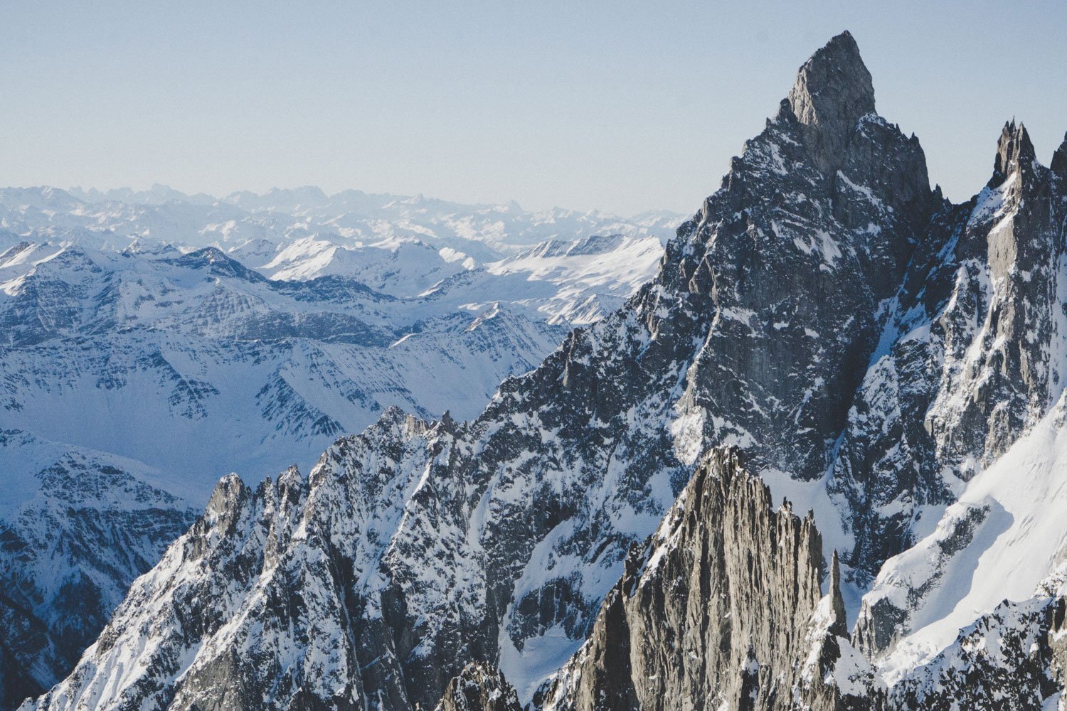 Высота монблана. Монте Чинто. Гора Монте Чинто. Монте Уайлдхорн (Monte Wildhorn). Монблан гора гравюра.