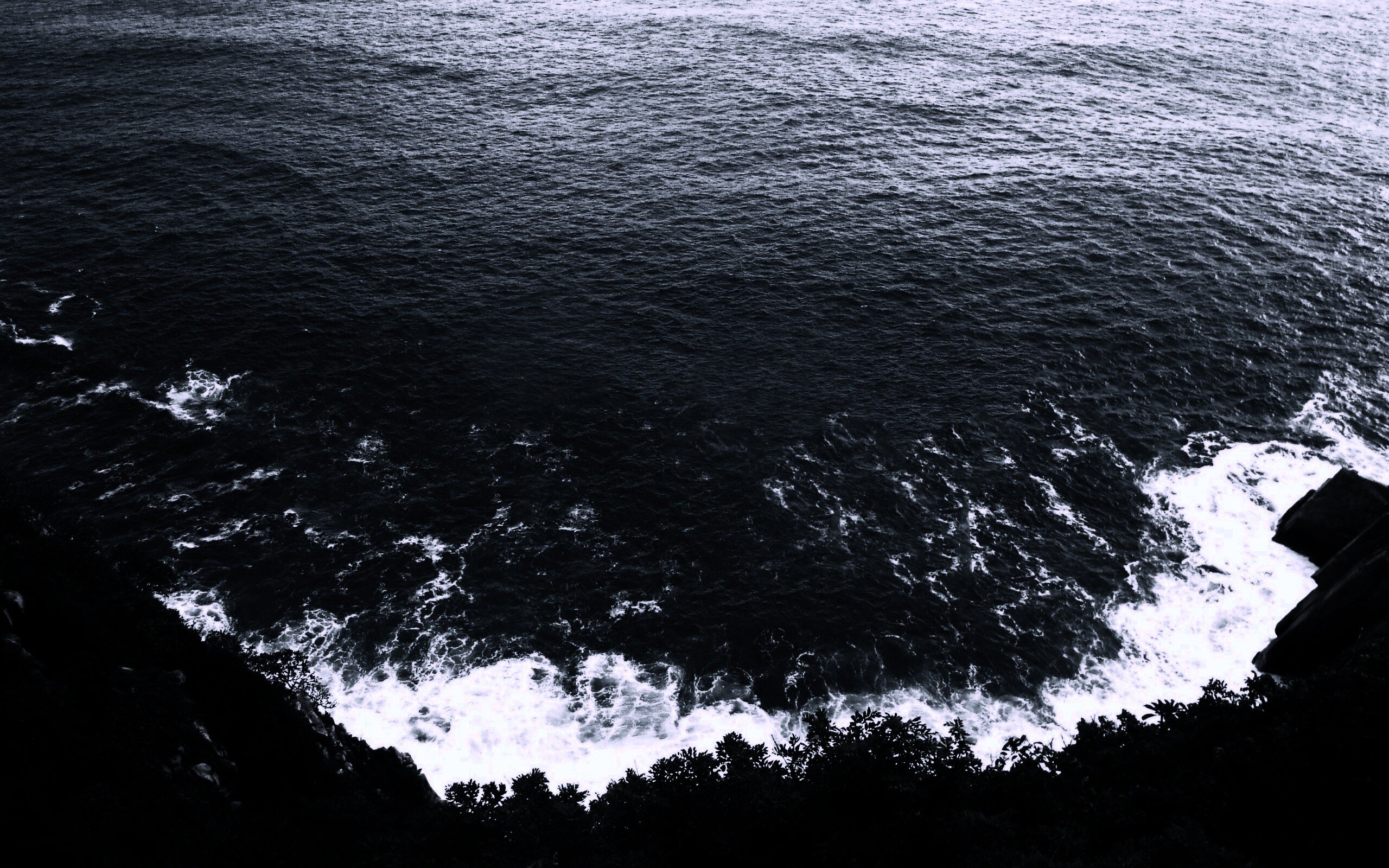 Море черного цвета