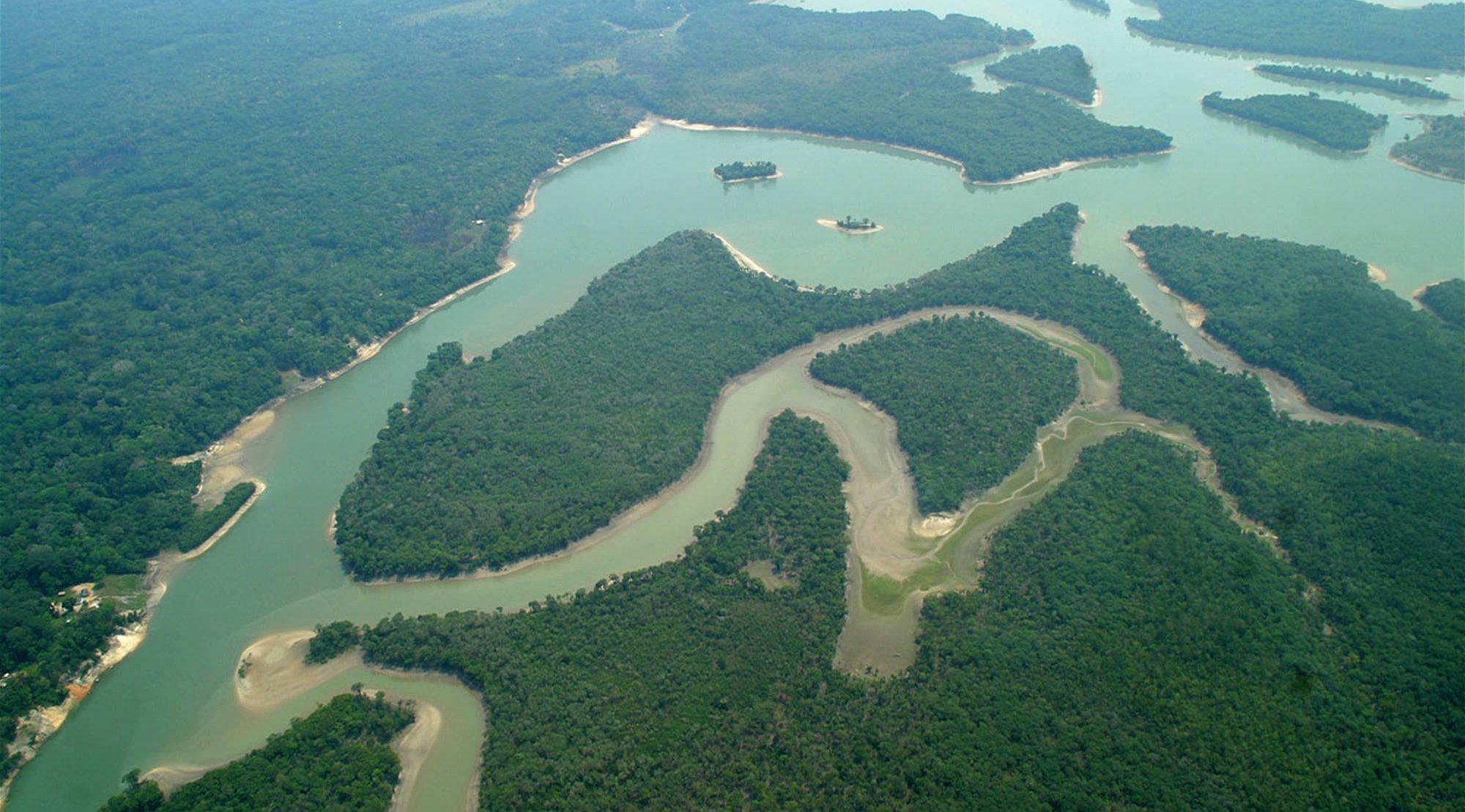 Полноводная река планеты. Река Амазонка в Бразилии. Устье реки Амазонка. Амазония Кассель. Река Аракара.