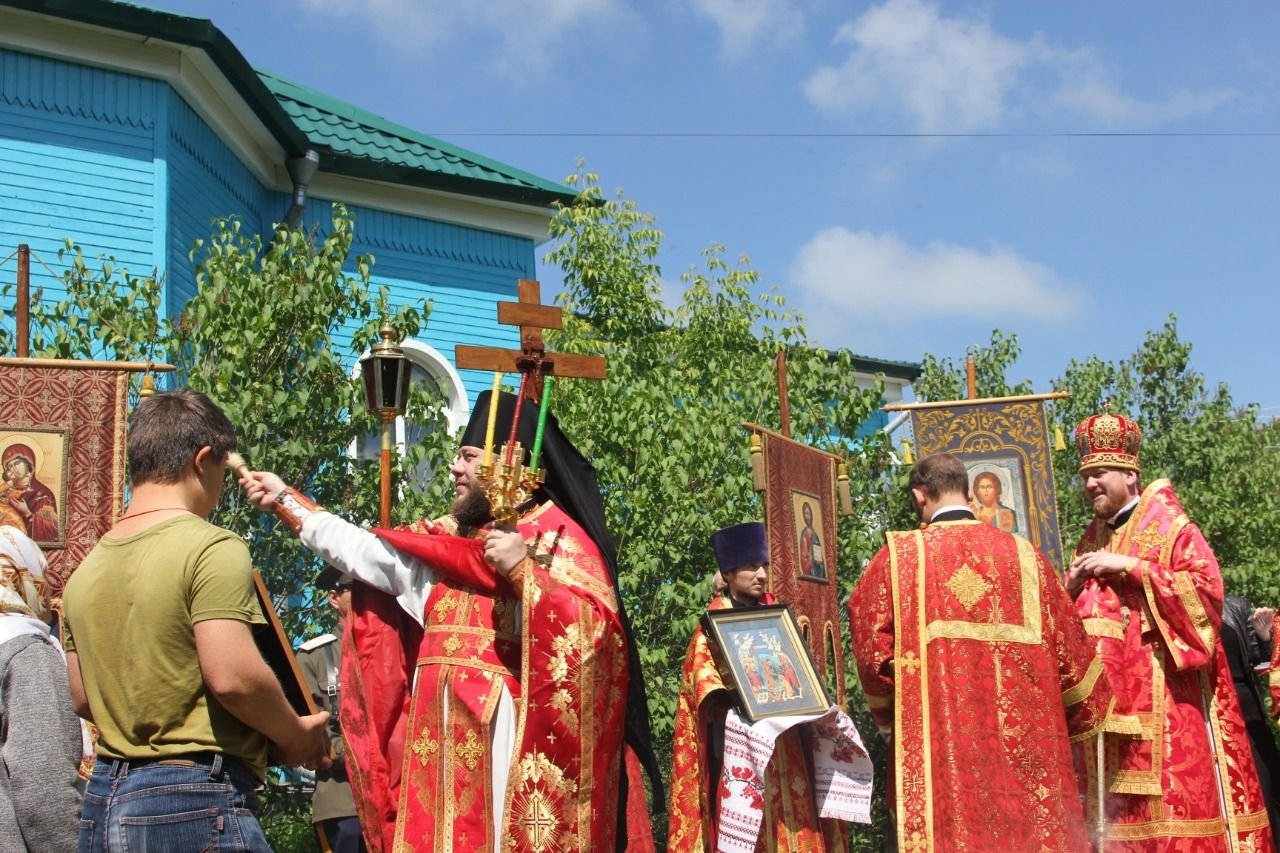 Рп5 черниговка приморский. Черниговка Приморский край храм. Храм Рождества Пресвятой Богородицы с. Черниговка на Дальнем востоке.