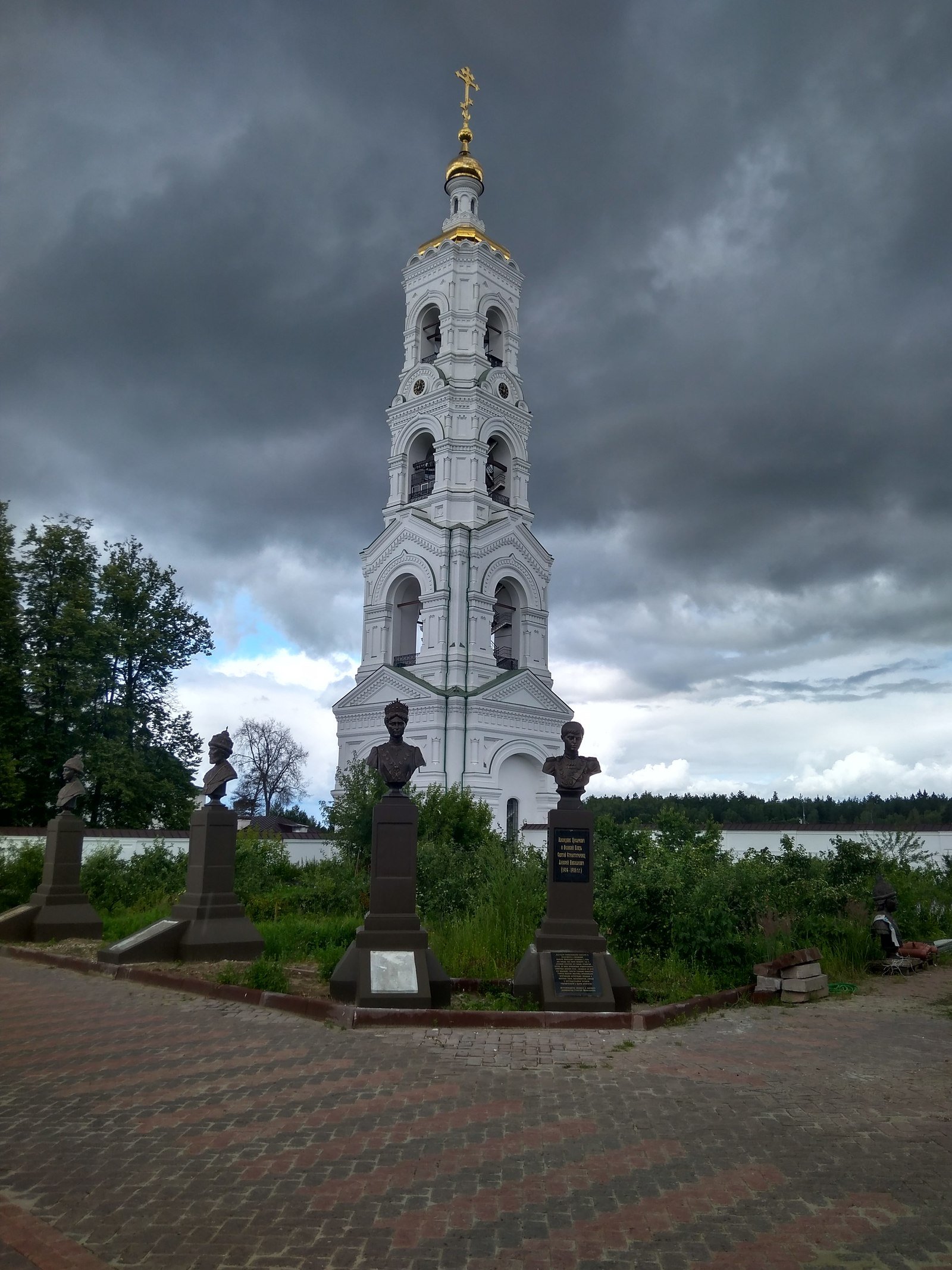 Николо-Бирюлевский монастырь