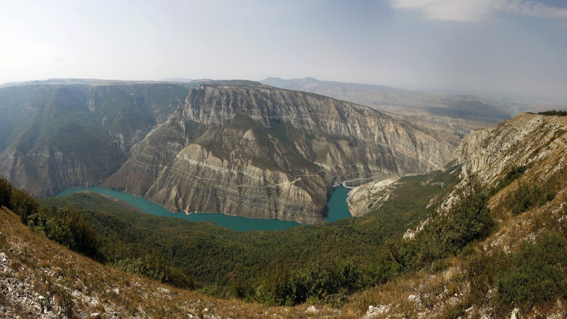 Высота сулакского каньона