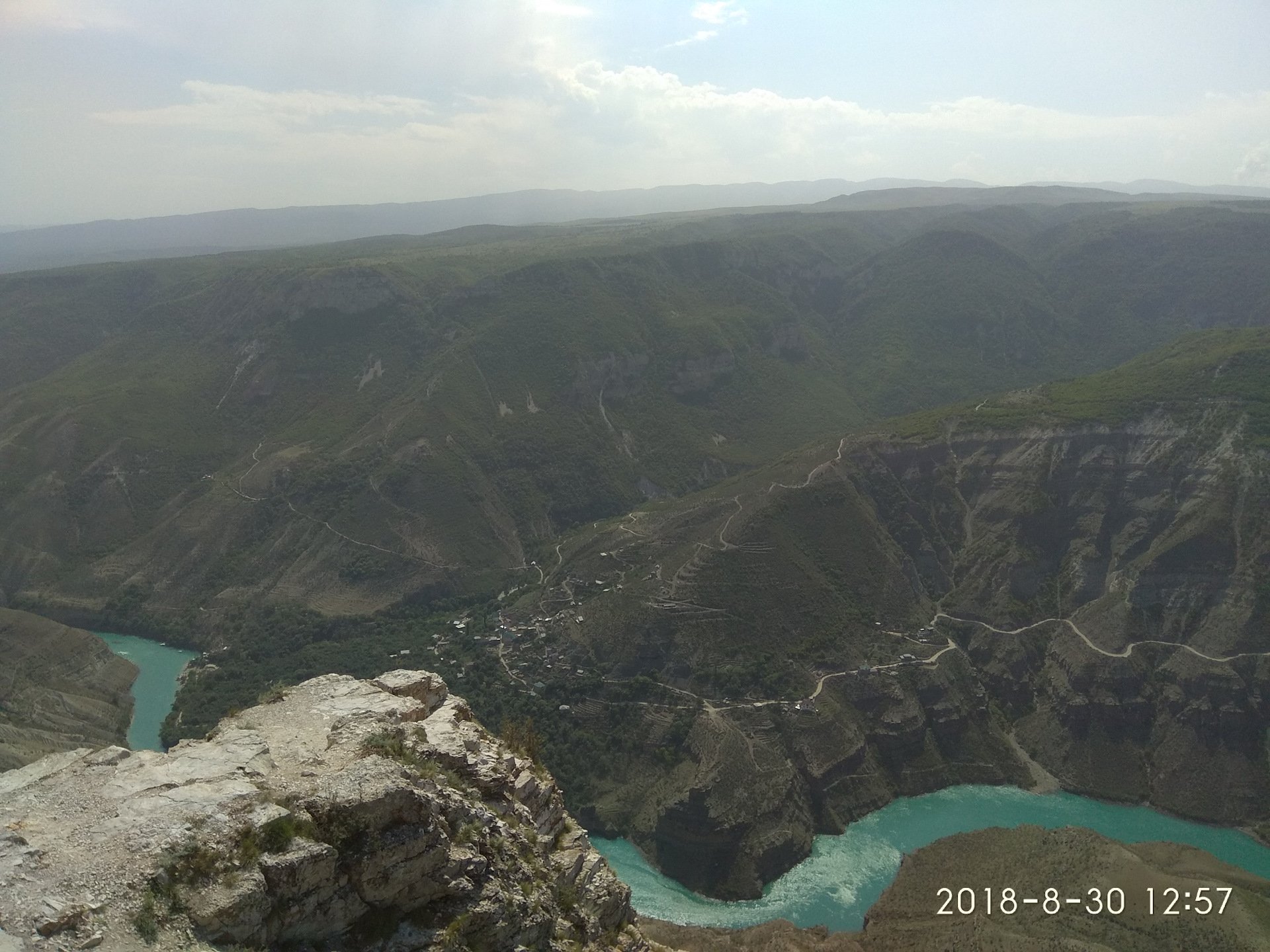 Село дубки. Дубовая роща Сулакский каньон. Поселок Дубки Дагестан каньон. Поселок Дубки Сулакский каньон. Поселок Дубки Дагестан Сулакский район.