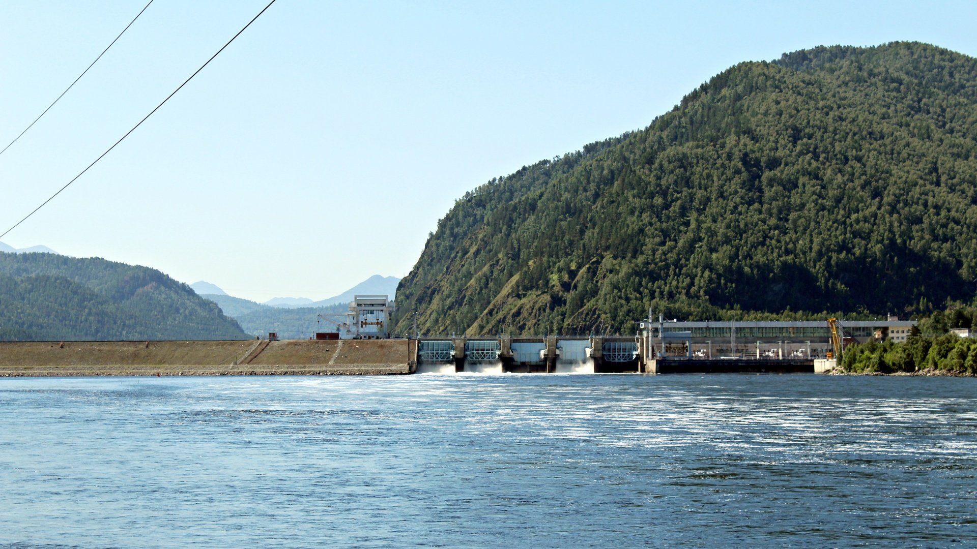 Саяно-Шушенская ГЭС водохранилище. Майнская ГЭС. Саяно-Шушенское водохранилище рыбалка. Саяно-Шушенское водохранилище в Туве.