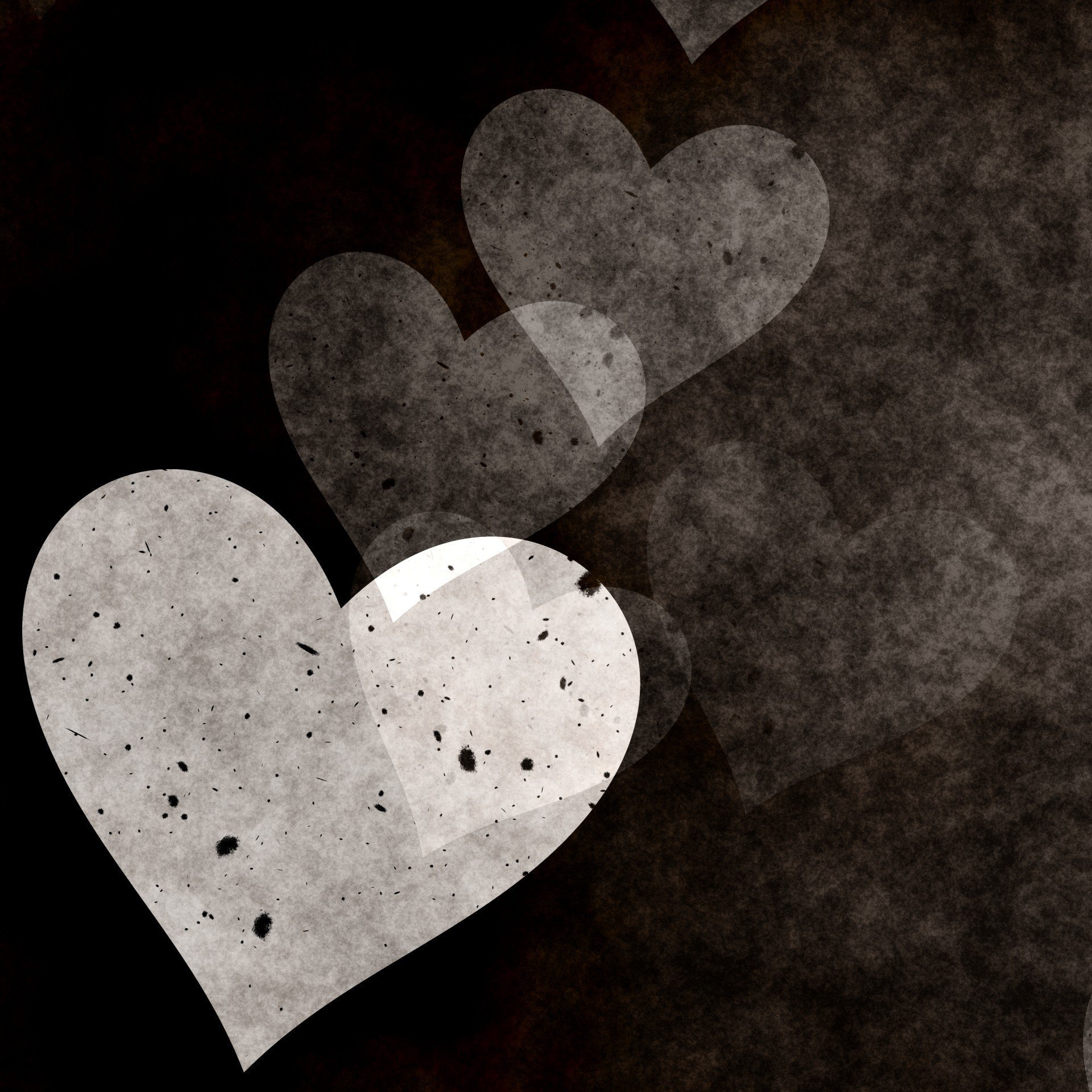 Разбивающая сердце. Белое сердечко на черном фоне. Черные сердца. Разбитое сердечко. Сердце черно белое.