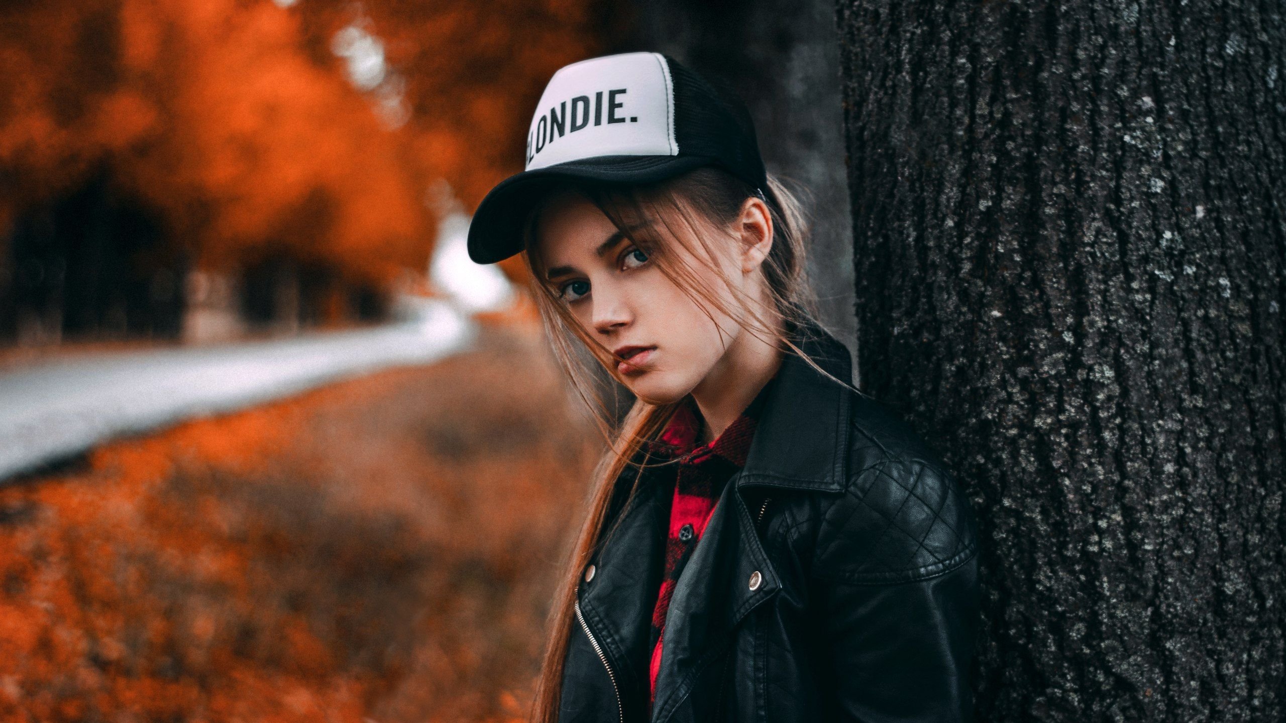 Осенняя кепка для девушек