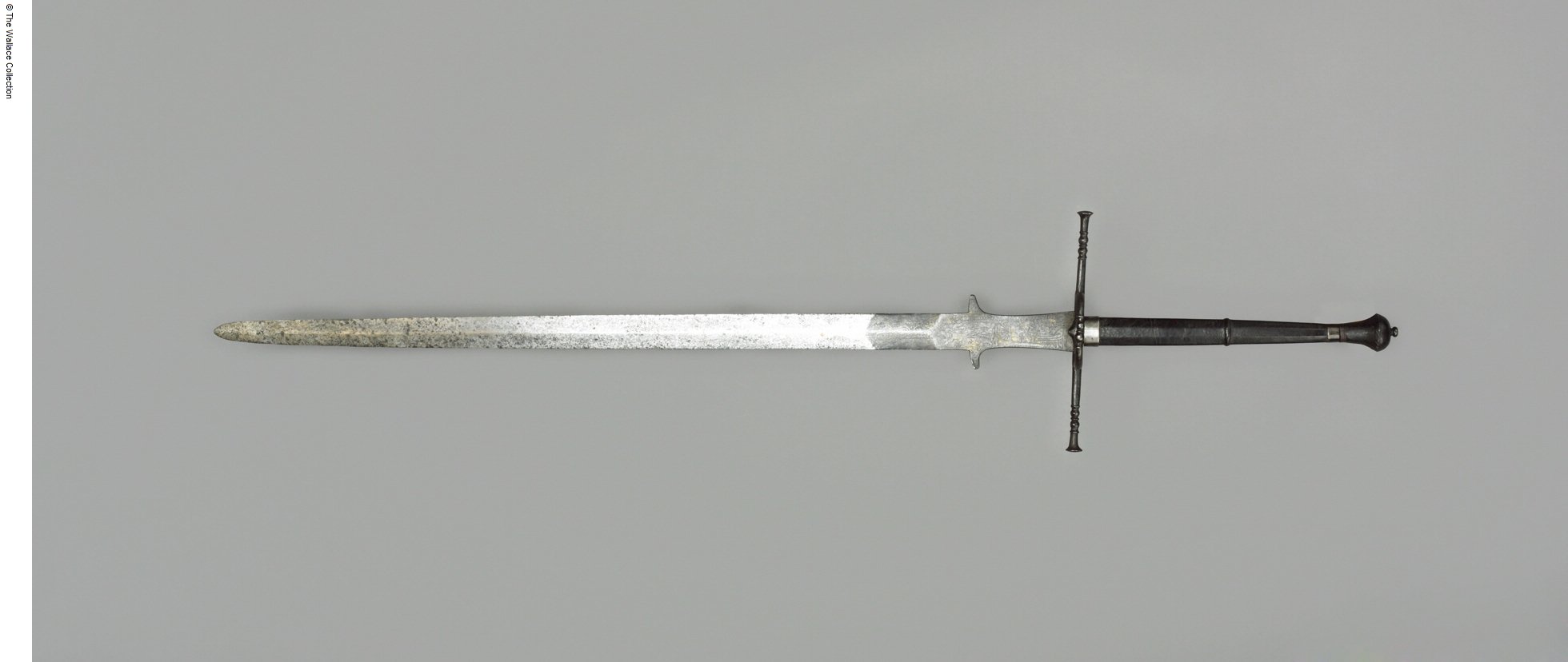 Двуручные мечи средневековья