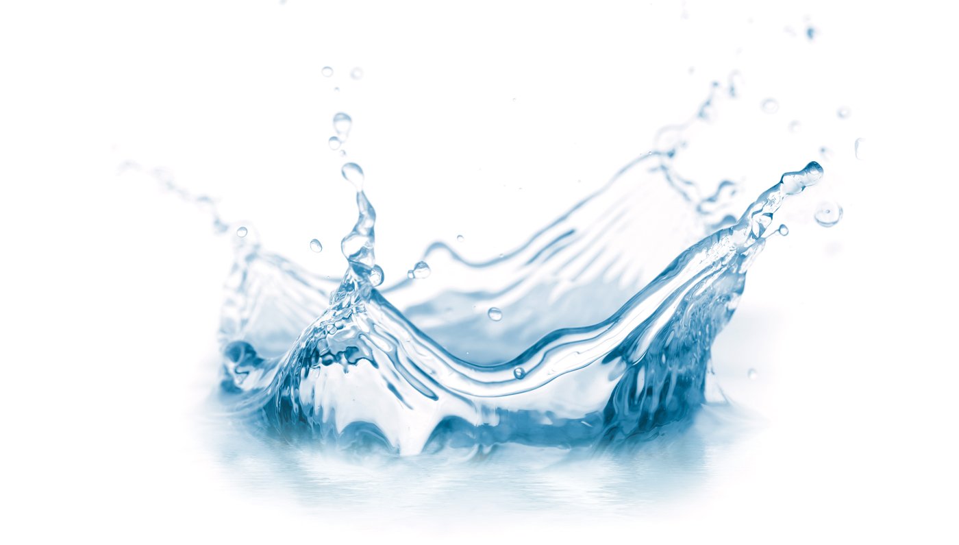 Вода на прозрачном фоне