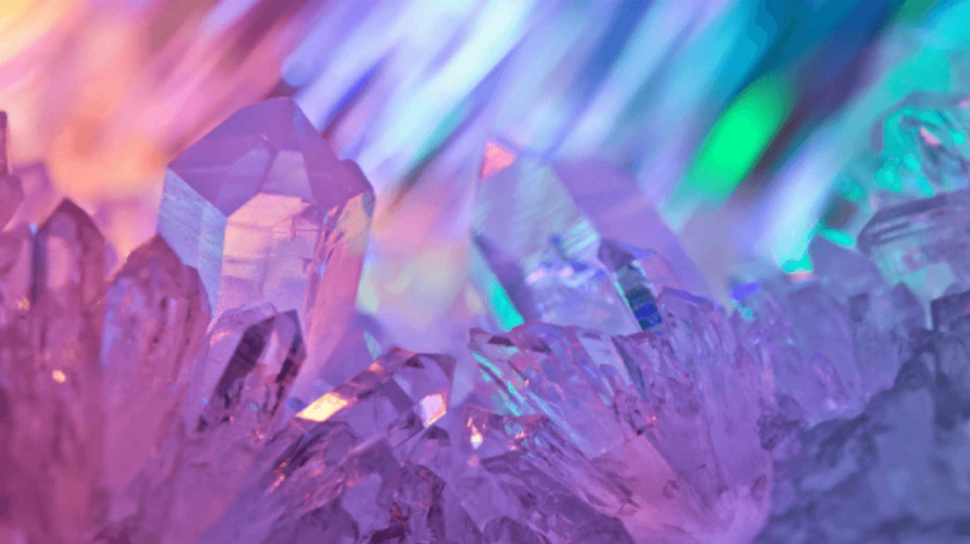 Потратить кристаллы. Красивые Кристаллы. Кристаллы драгоценных камней. Розово-фиолетовый камень. Фиолетовый Кристалл.