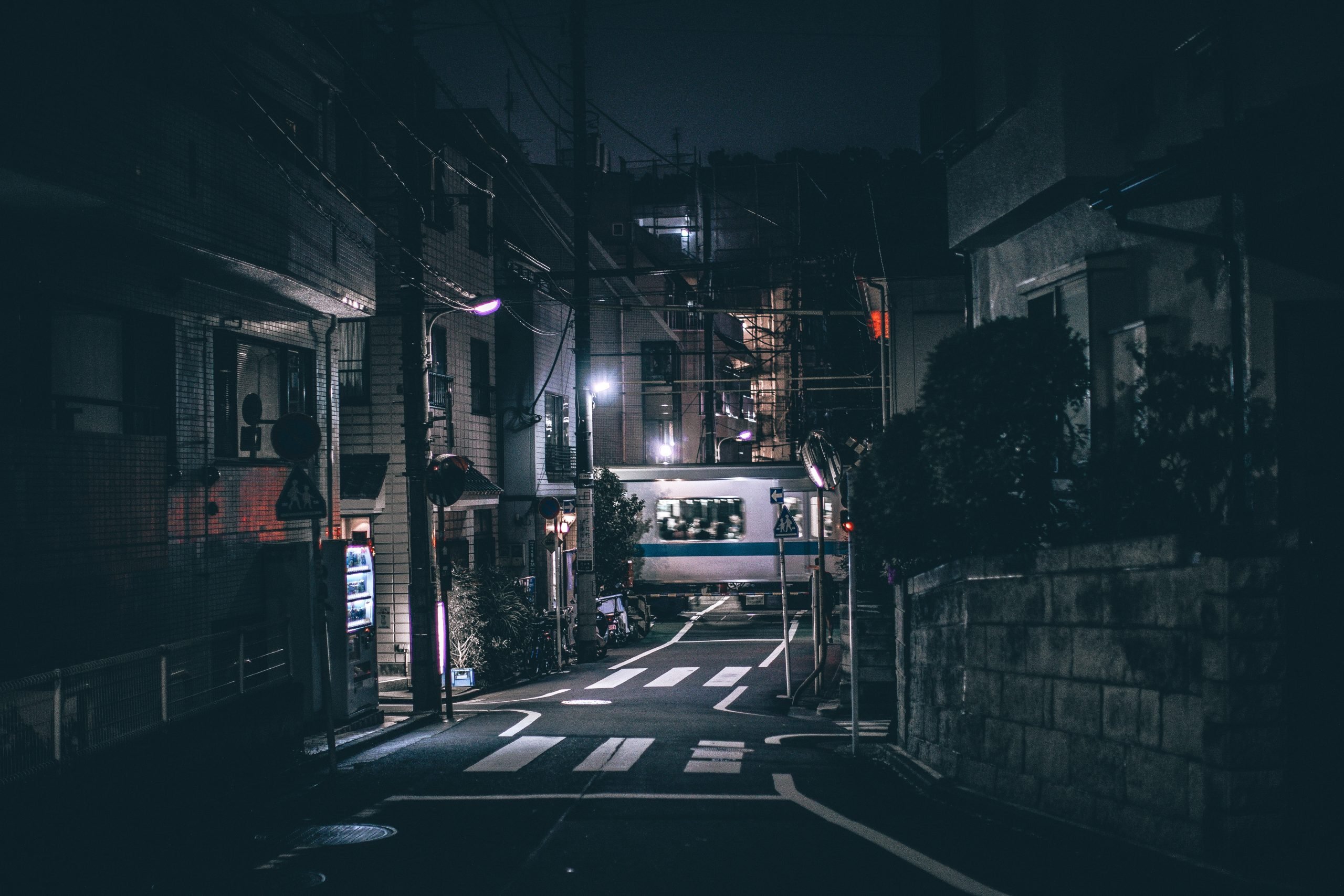 Темные улицы Японии