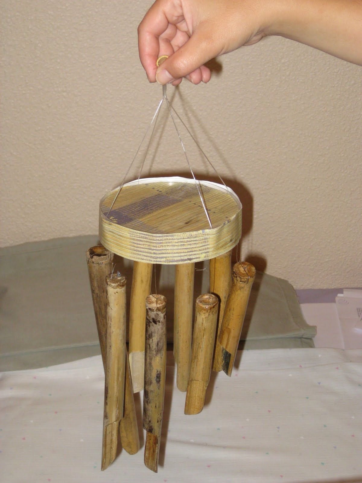 Самодельный барабан. Поделка музыкальный инструмент. Музыкальные инструменты из подручных материалов. Самодельные детские музыкальные инструменты. Поделка музыкальный инструмент своими руками.