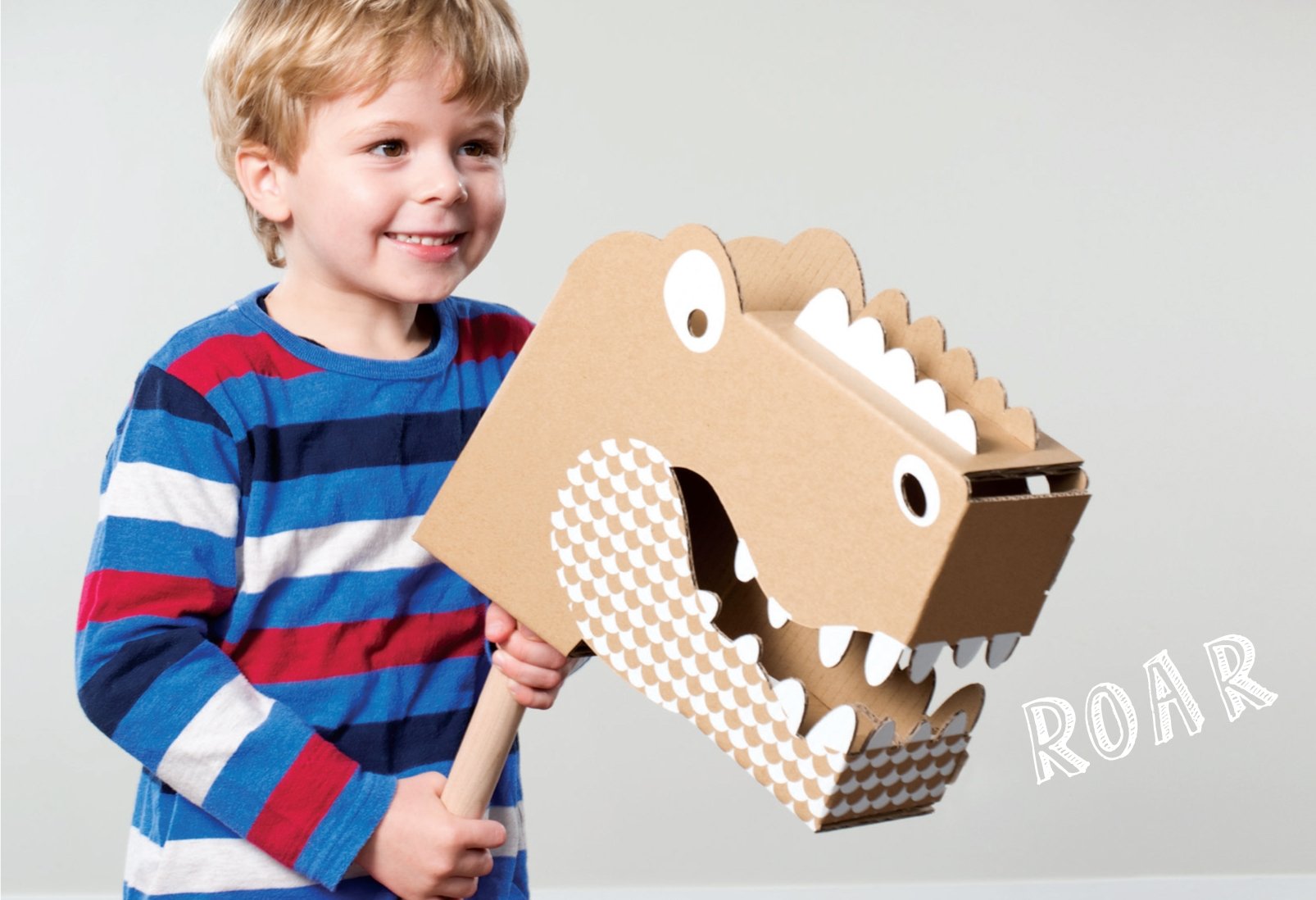 Картонные игры. Моделирование из картона для детей. Игрушка из картонной коробки. Динозавр из картонной коробки. Голова динозавра из картона.