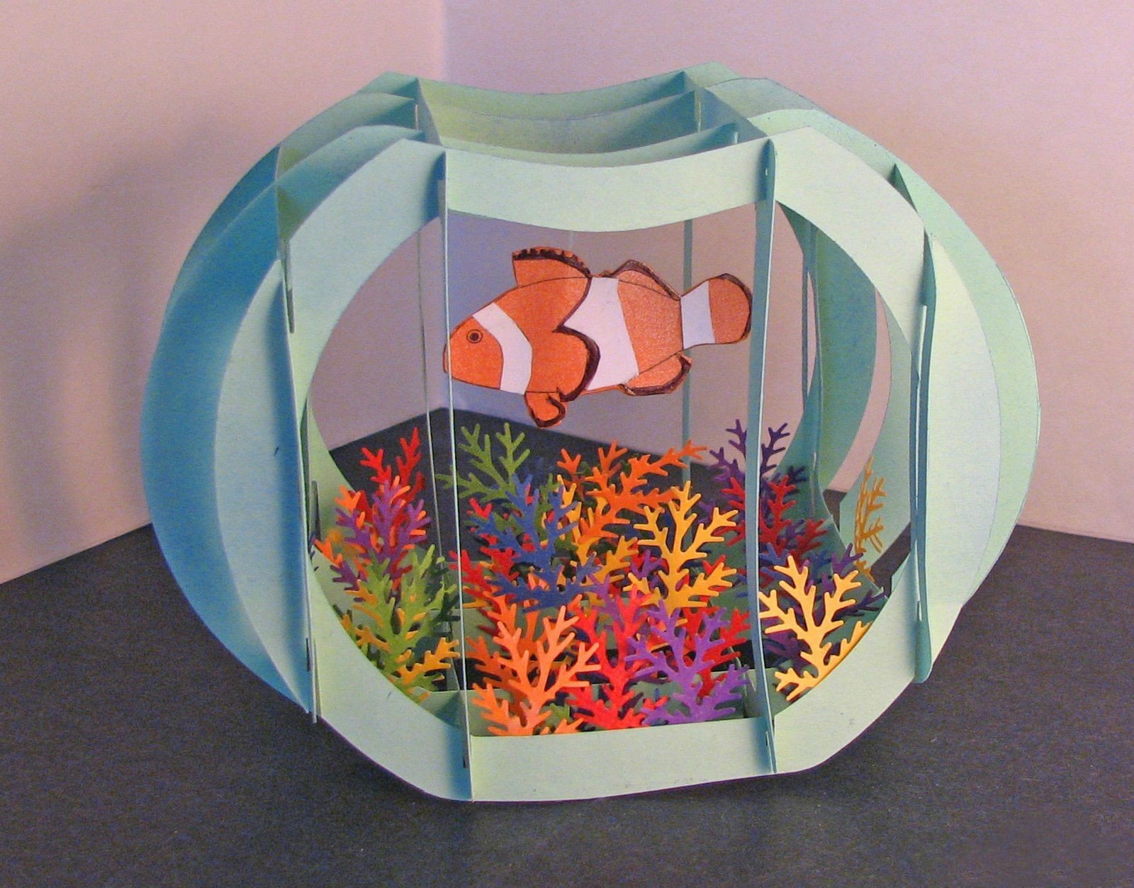 Летние поделки: как сделать декоративный аквариум своими руками