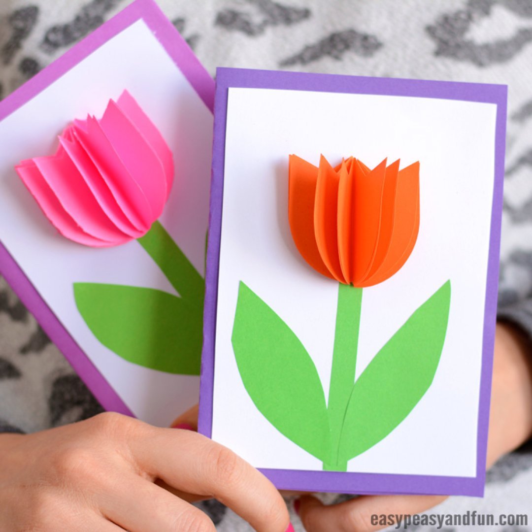 Цветы аппликация подарок маме. Объемная аппликация тюльпаны. Легкий подарок для мамы. Бумажный подарок для мамы.