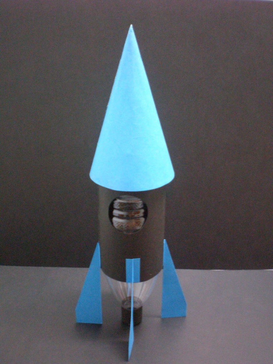 Как сделать ракету из бутылки (с иллюстрациями)