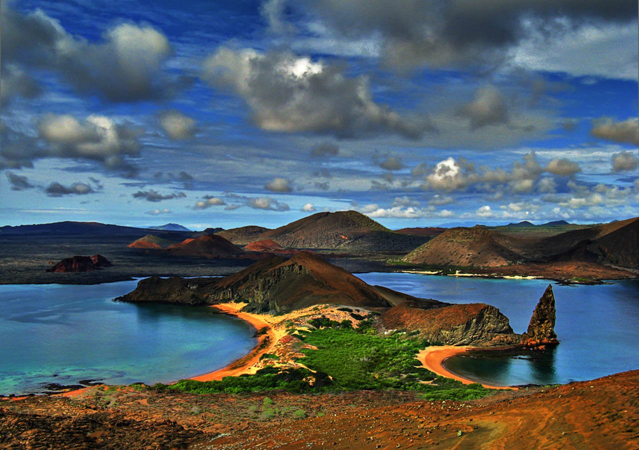 National island. Эквадор Галапагосские острова. Национальный парк «Галапагосские острова». Национальный парк Галапагосских островов, Эквадор. Галапагосы морской заповедник.