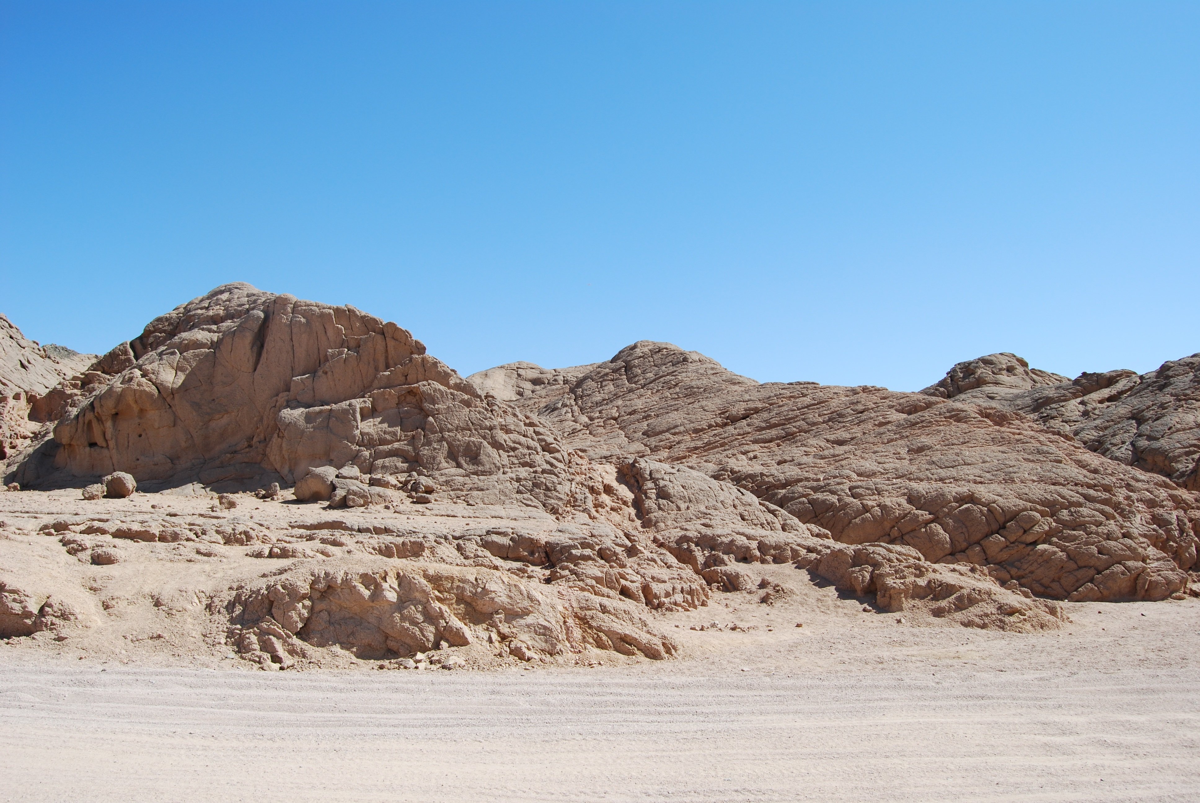 Stone scene. Аравийская пустыня скалы. Каменная пустыня Оман. Песчаные скалы. Песчано-галечные пустыни.