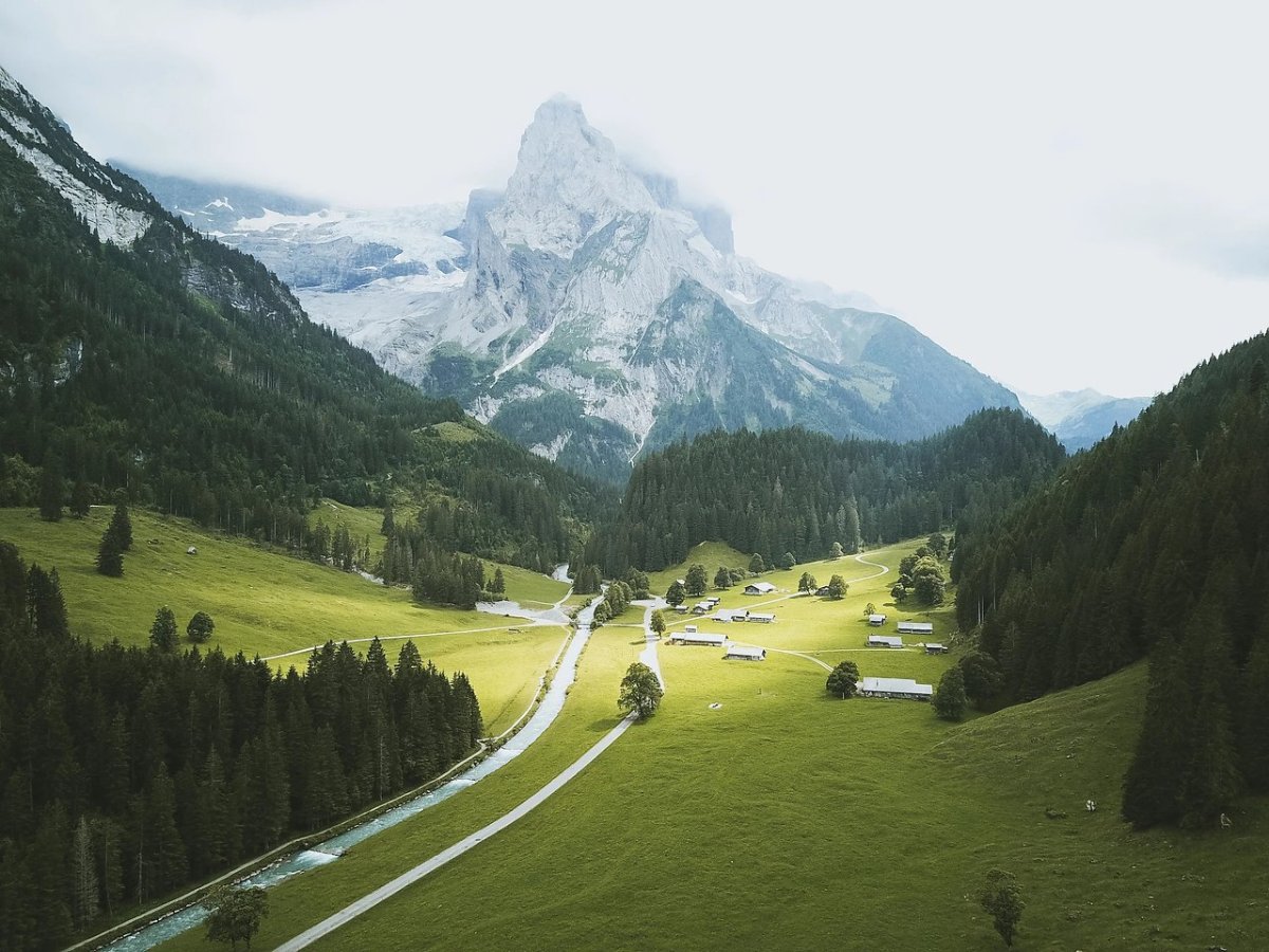 Долина розенлау швейцария