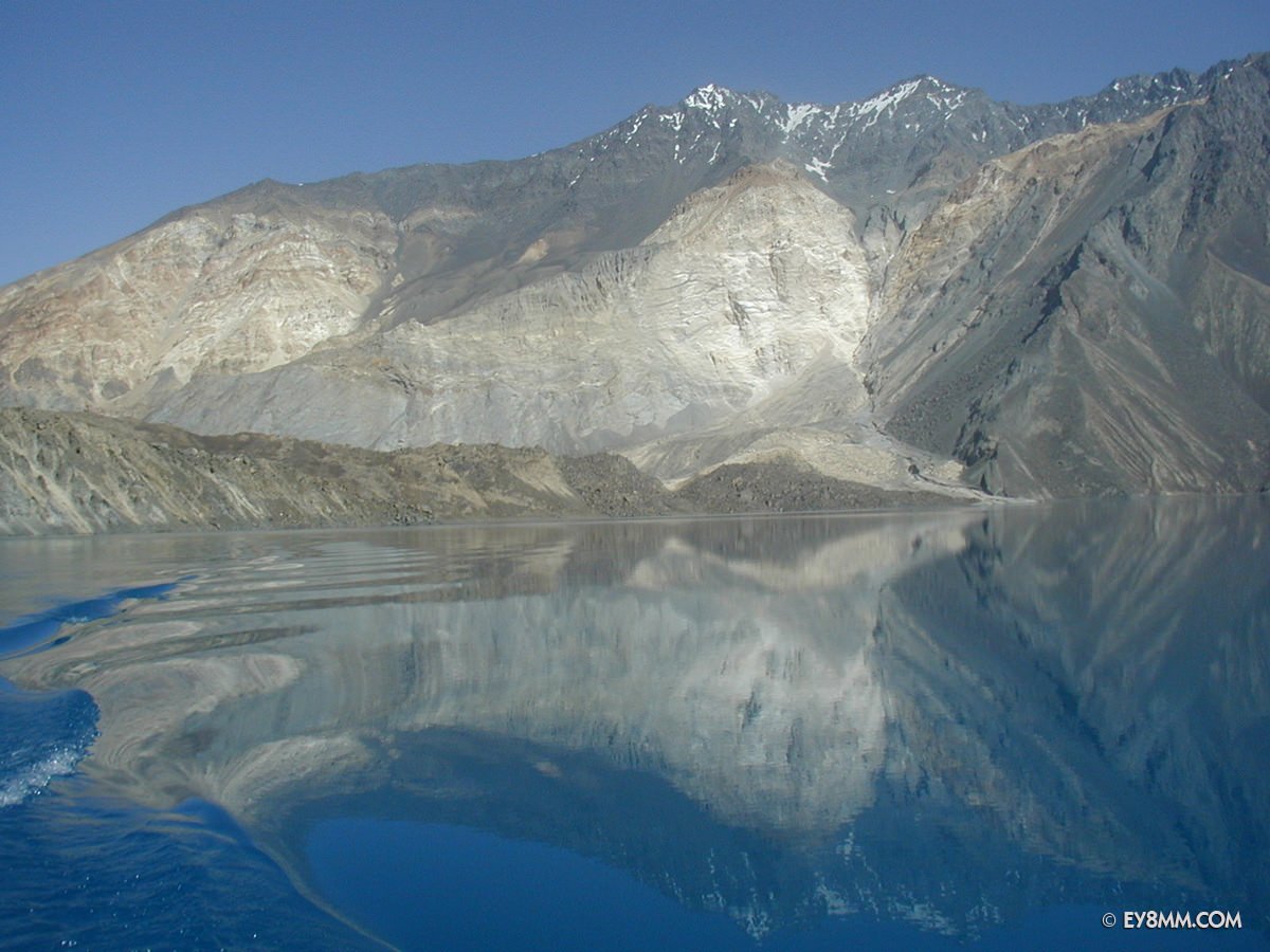 Сарезское озеро таджикистан