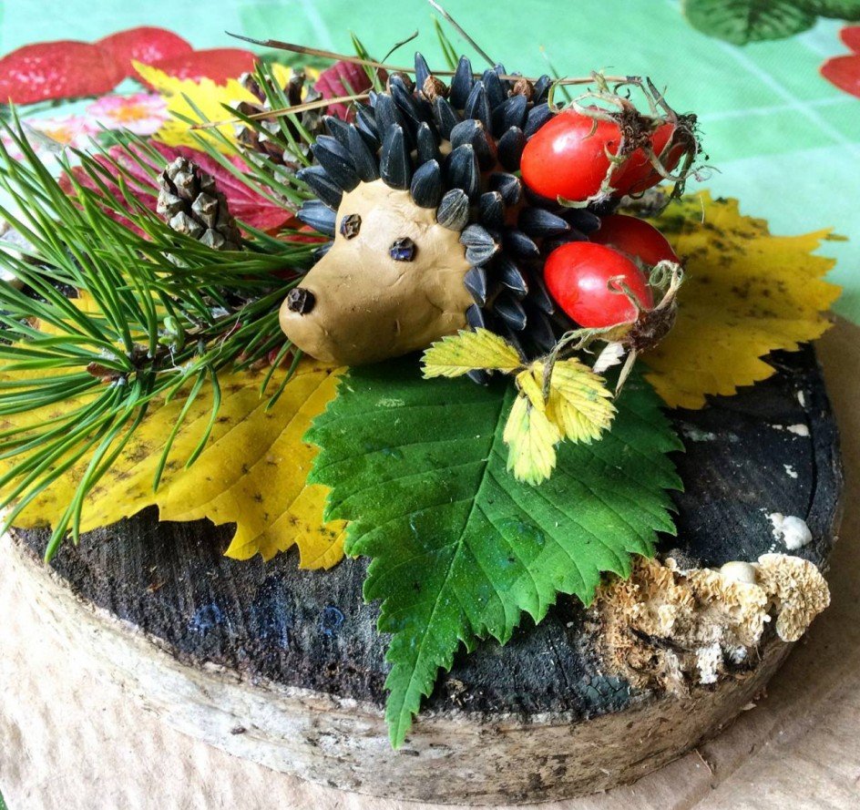 Оесньяя подделка в садик