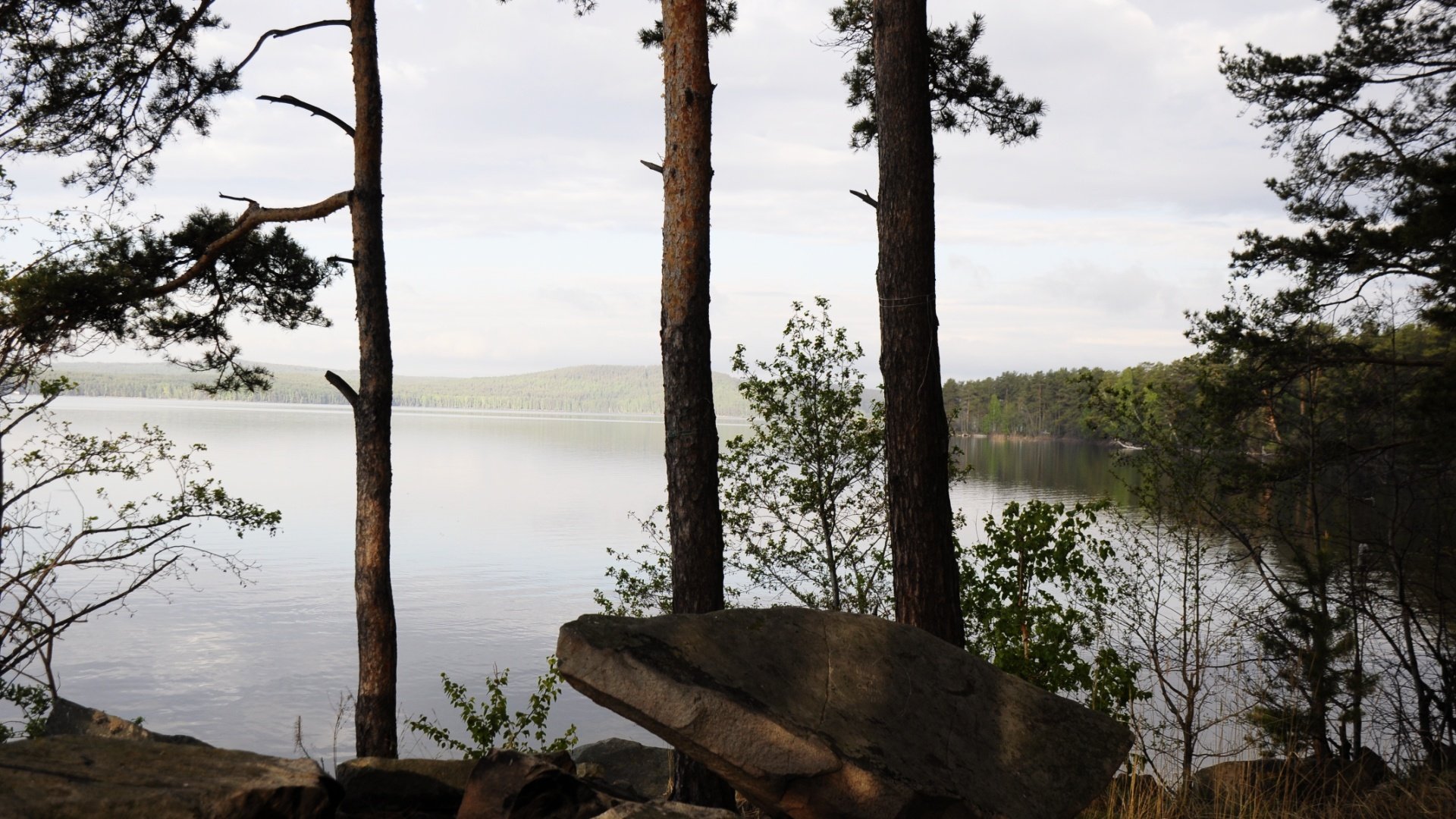 Озеро синара челябинская. Озеро Синара Снежинск. Озеро Синара Челябинская область. Пляж озеро Синара. Озеро Синара кемпинг.
