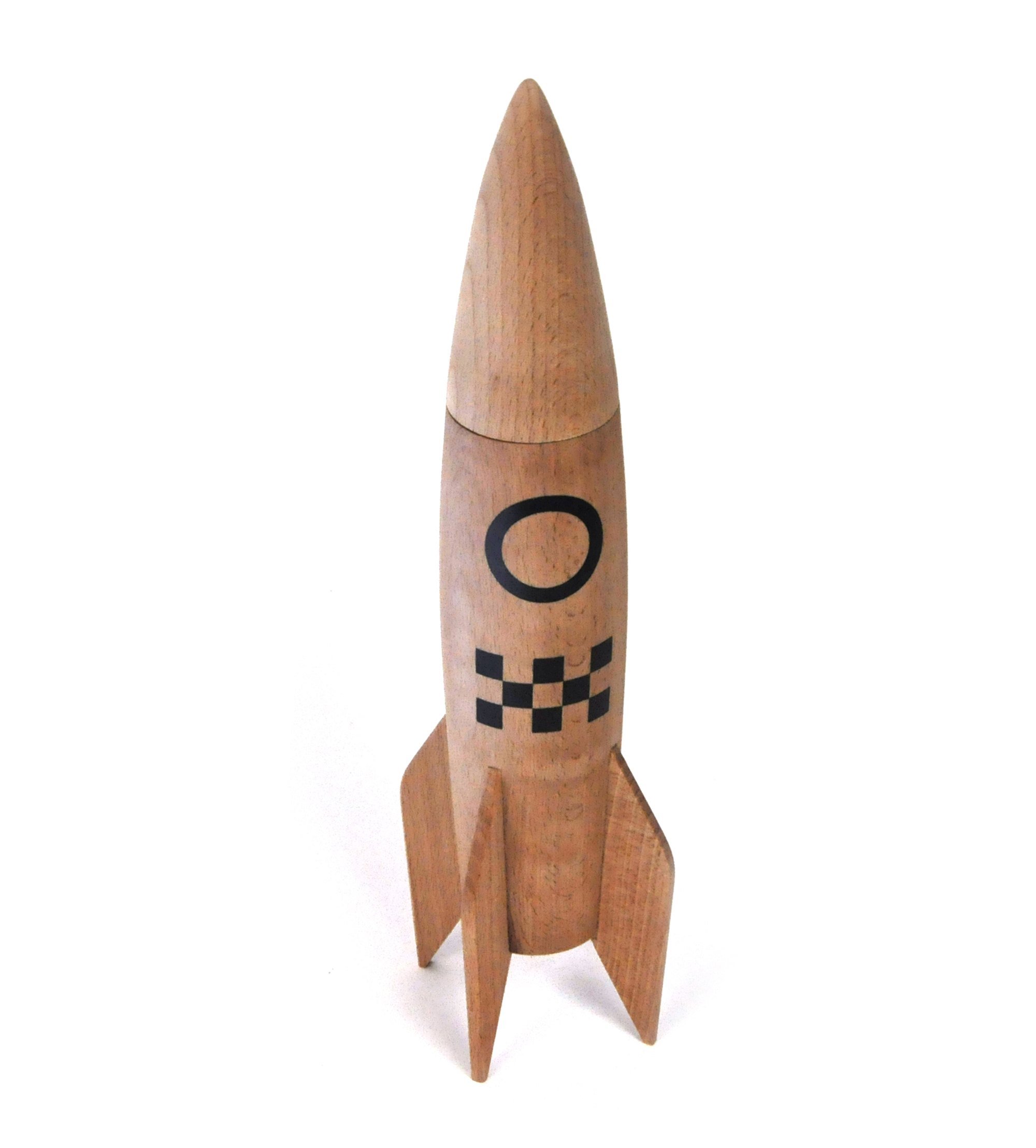 Макет ракеты для детей своими руками. Ракета из дерева. Макет ракеты. Муляж ракеты. Макет ракеты для детей.