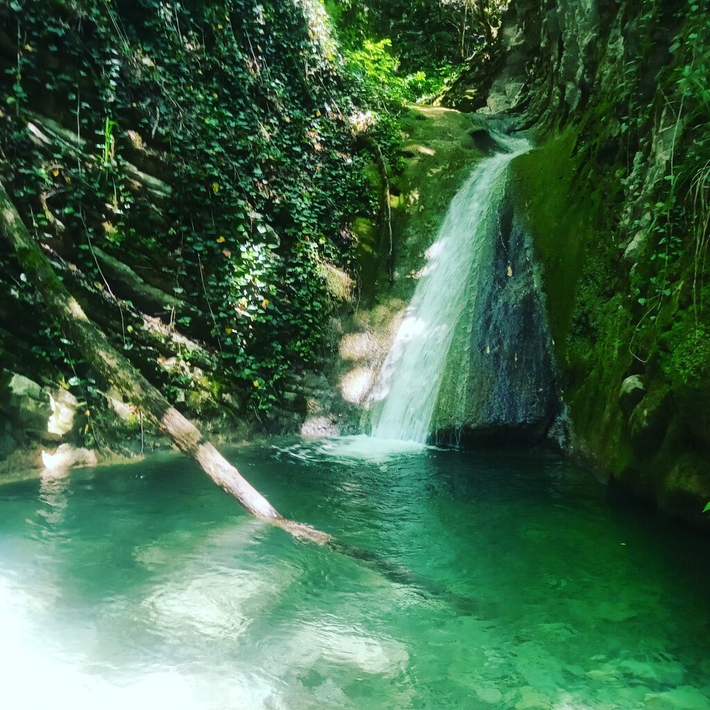 Водопад чудо красотка в лазаревском