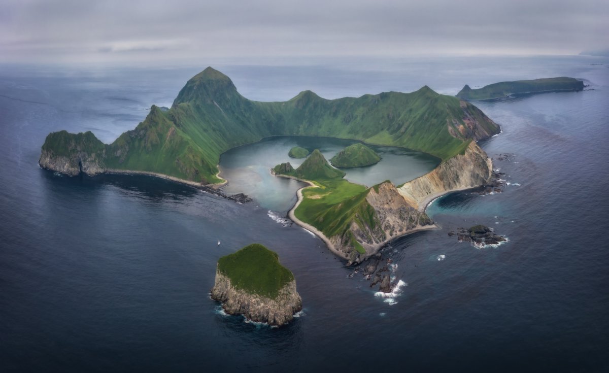 Остров итуруп вулканы