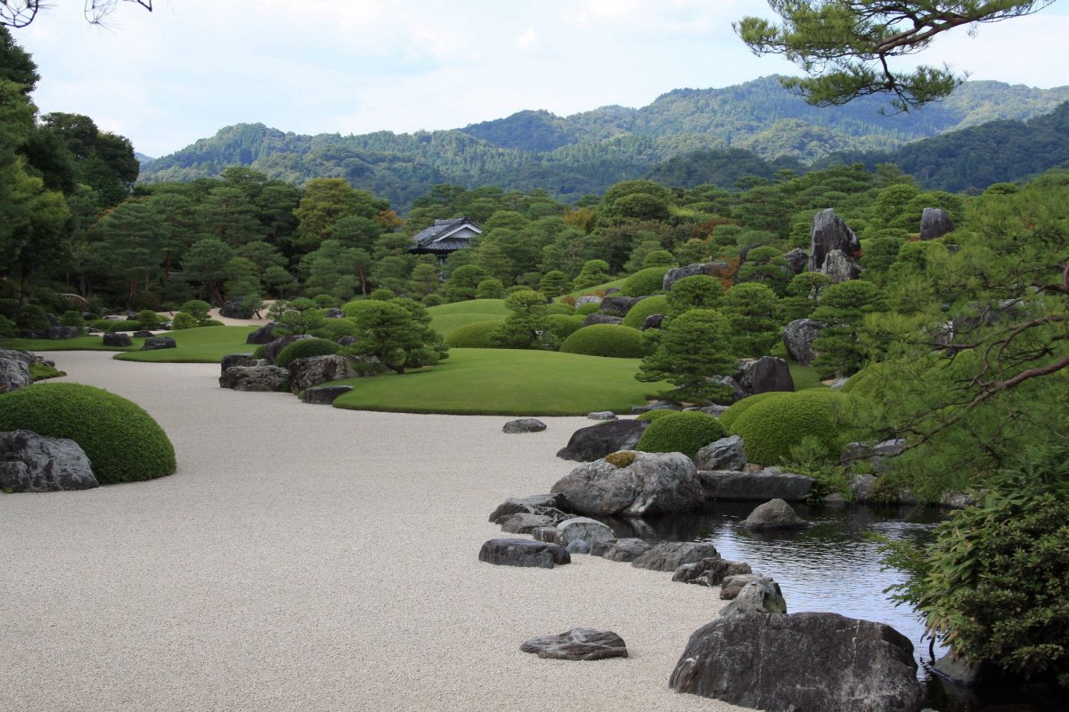 Сад камней в японии